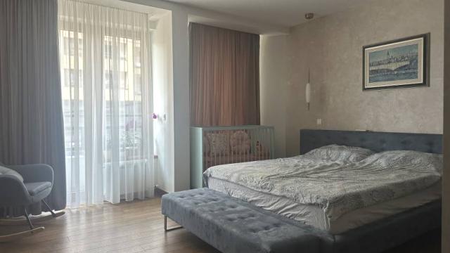 Stan, četvorosoban, Prodaja, 110m2, Južni bulevar