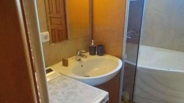 Stan, četvorosoban, Izdavanje, 100m2, Krunska, Vračar, Hadži Prodanova