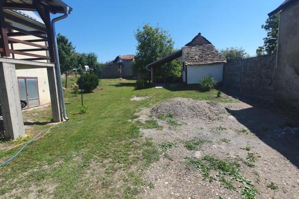 prodaja, kuca,
banja-vrdnik-opstina-irig, 906424, trosoban