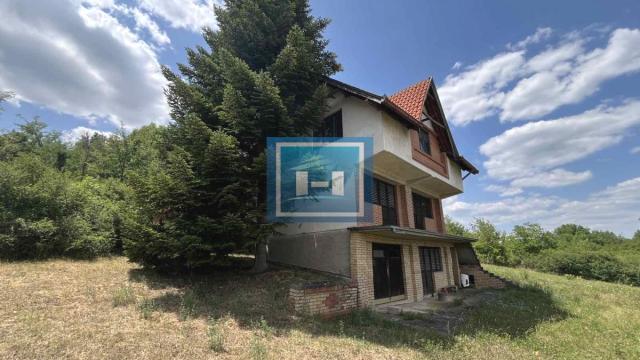 Kuća, Trosoban, Prodaja, 150m2, Vinorača, Okolno mesto, Jagodina