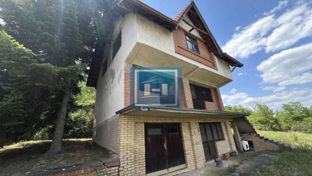 Kuća, Trosoban, Prodaja, 150m2, Vinorača, Okolno mesto, Jagodina