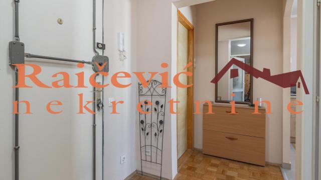 Stan, Dvosoban, Prodaja, 50m2, Blok 45 (TC Enjub), Novi Beograd, Nehruova