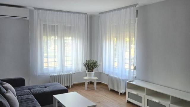 Stan, Trosoban, Izdavanje, 75m2, Blok 70 (kineski tržni centar), Novi Beograd, Jurija Gagarina