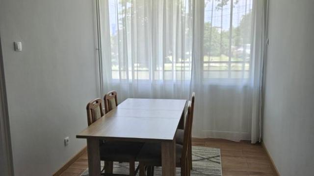 Stan, Trosoban, Izdavanje, 75m2, Blok 70 (kineski tržni centar), Novi Beograd, Jurija Gagarina