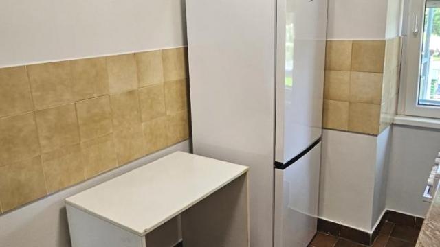 Stan, Trosoban, Izdavanje, 75m2, Blok 70 (kineski tržni centar), Novi Beograd, Jurija Gagarina