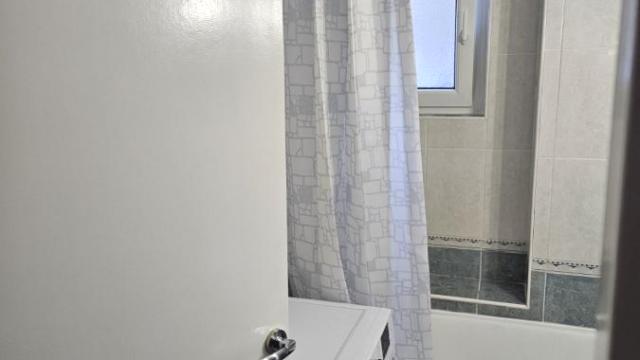 Stan, Trosoban, Izdavanje, 75m2, Blok 70 (kineski tržni centar), Novi Beograd, Jurija Gagarina