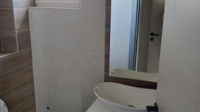 Poslovni prostor, Petosoban, Izdavanje, 250m2, Veternik, Novi Sad, Novi Sad