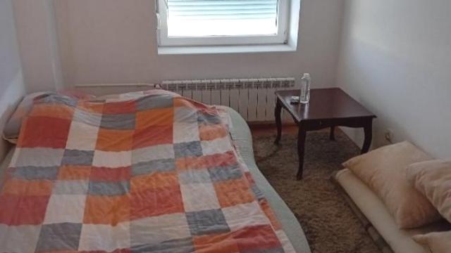Stan, Trosoban, Izdavanje, 78m2, Karaburma, Palilula, Garsije Lorke