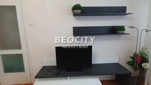 Stan, Dvosoban, Izdavanje, 65m2, Gornji grad, Zemun, Bačka