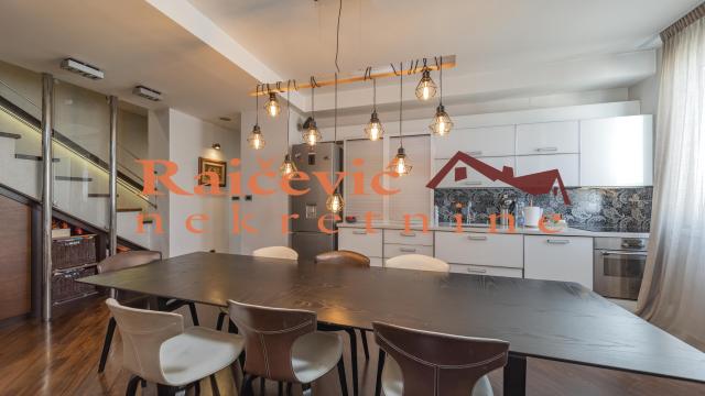 Stan, četvoroiposoban, Prodaja, 136m2, Blok 22, Novi Beograd, Bulevar Arsenija Carnojevica