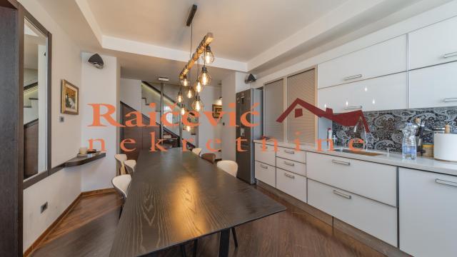 Stan, četvoroiposoban, Prodaja, 136m2, Blok 22, Novi Beograd, Bulevar Arsenija Carnojevica