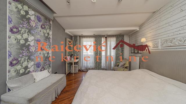Stan, četvoroiposoban, Prodaja, 136m2, Blok 22, Novi Beograd, Bulevar Arsenija Carnojevica