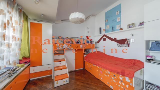 Stan, četvoroiposoban, Prodaja, 136m2, Blok 22, Novi Beograd, Bulevar Arsenija Carnojevica