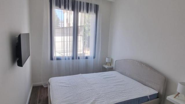 Stan, Dvosoban, Izdavanje, 40m2, Južni bulevar, Vračar, Kneza Stracimira