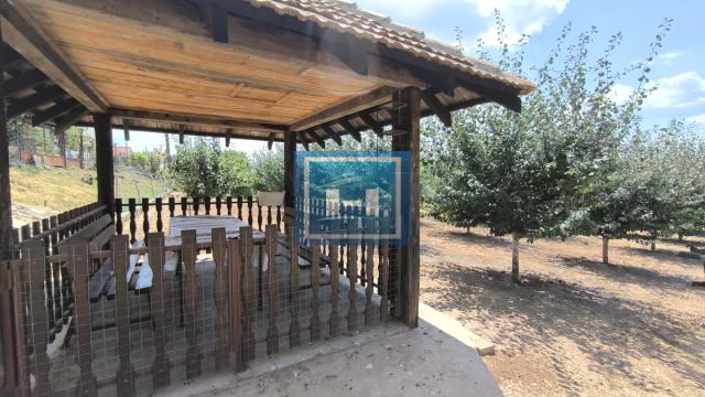 Kuća, Prodaja, 250m2, Železnička stanica, Novi Sad, Novi Sad