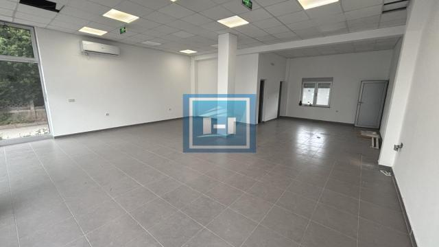 Poslovni prostor, Izdavanje, 80m2, Paraćin