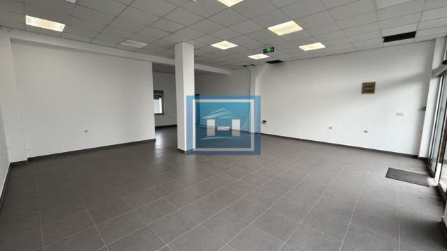 Poslovni prostor, Izdavanje, 80m2, Paraćin