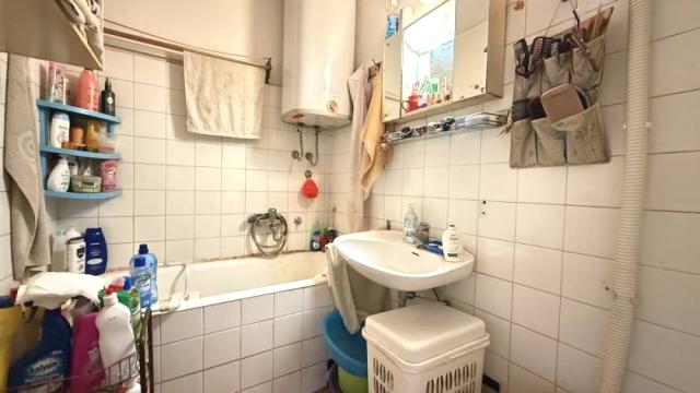 Stan, Dvoiposoban, Prodaja, 70m2, Grčića Milenka