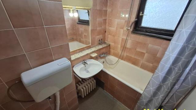 Stan, Troiposoban, Prodaja, 87m2, Cerak, Čukarica, Šavnička