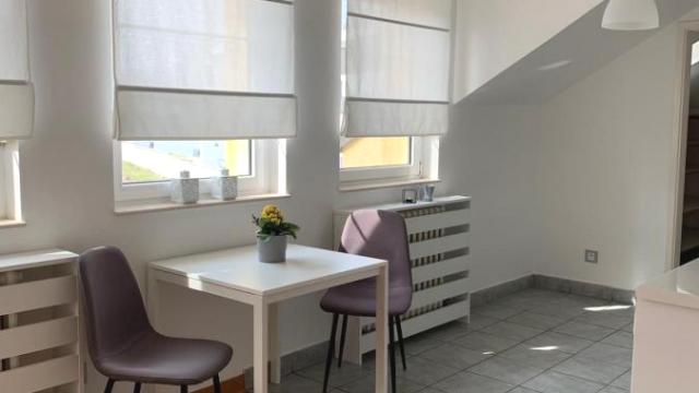 Stan, četvorosoban, Izdavanje, 135m2, Senjak, Savski venac, Vladete Kovačevića