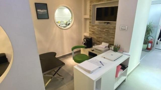 Poslovni prostor, Dvosoban, Prodaja, 70m2, Čubura, Vračar, Skver Slobodana Markovića