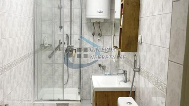 Stan, četvorosoban, Prodaja, 104m2, Gradska bolnica, Zvezdara, Čingrijina