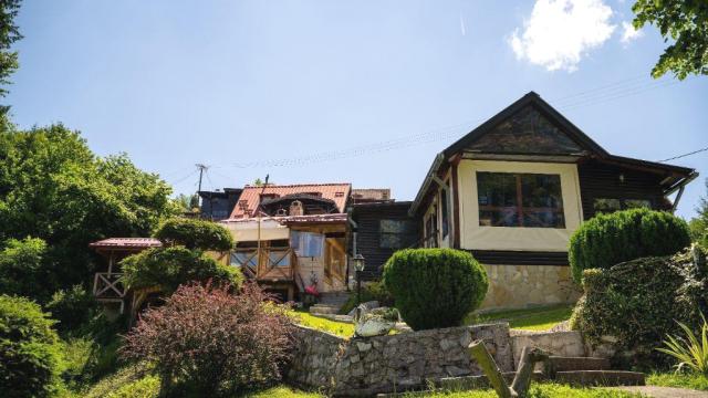 Kuća, četvorosoban, Prodaja, 130m2, Zlatarsko jezero