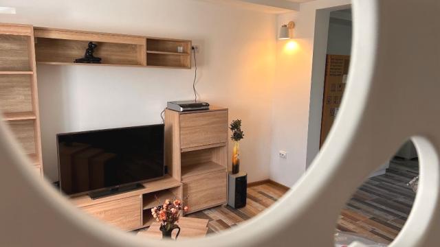 Kuća, četvorosoban, Prodaja, 127m2, Krčedin, Okolno mesto, Tecin put