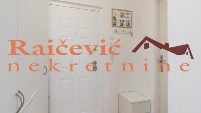 Stan, Garsonjera, Prodaja, 26m2, Julino brdo, Čukarica, Porucnika Spasica i Masere