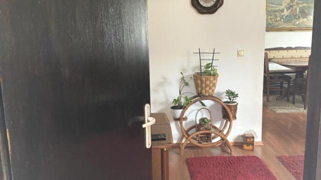 Kuća, četvorosoban, Izdavanje, 83m2, Bele vode, Čukarica, Miodraga Nikolića