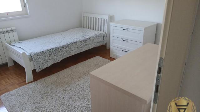 Stan, četvorosoban, Izdavanje, 95m2, Bežanijska kosa 1, Novi Beograd, Partizanske avijacije