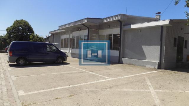 Poslovni prostor, Izdavanje, 322m2, Gloždak, Gradska lokacija, Paraćin