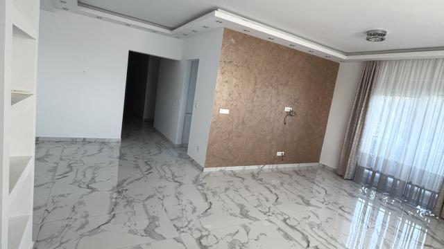 Stan, četvorosoban, Prodaja, 111m2, Nova Pazova, Okolno mesto, Cara Dusana