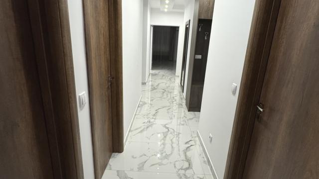 Stan, četvorosoban, Prodaja, 111m2, Nova Pazova, Okolno mesto, Cara Dusana