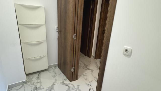 Stan, četvorosoban, Prodaja, 111m2, Nova Pazova, Okolno mesto, Cara Dusana