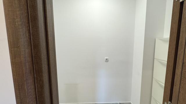 Stan, četvorosoban, Prodaja, 111m2, Nova Pazova, Okolno mesto, Cara Dusana