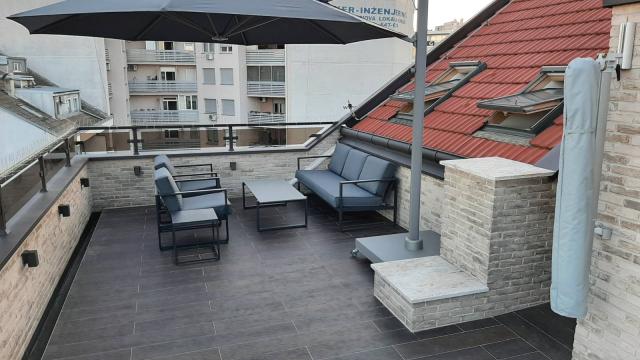 Stan, Troiposoban, Prodaja, 240m2, Laze Kostica