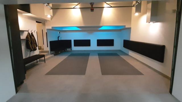 Stan, Troiposoban, Prodaja, 240m2, Laze Kostica