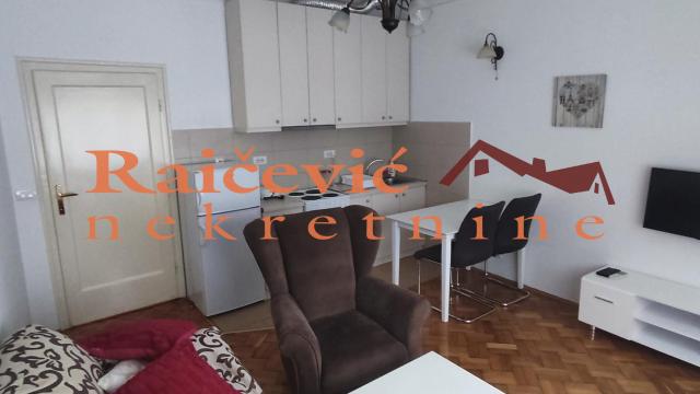 Stan, Jednoiposoban, Izdavanje, 39m2, Vukov Spomenik, Zvezdara, Zahumska