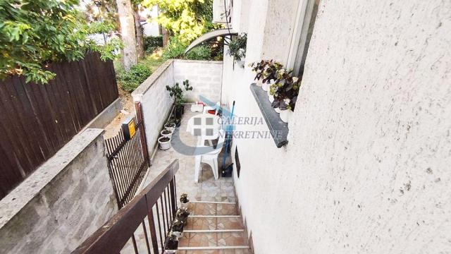 Stan, Garsonjera, Prodaja, 25m2, Petlovo brdo, Rakovica, Rasinska