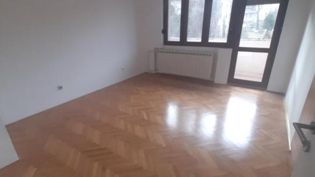 Kuća, Izdavanje, 600m2, Dedinje, Savski venac, Aleksandra Stamboliskog
