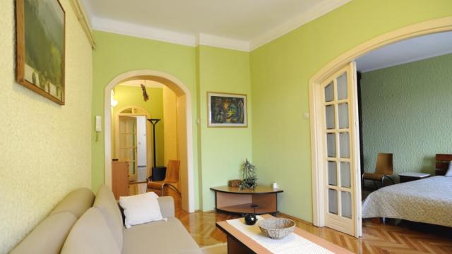 Stan, Dvosoban, Izdavanje, 55m2, Centar, Stari grad, Hilandarska