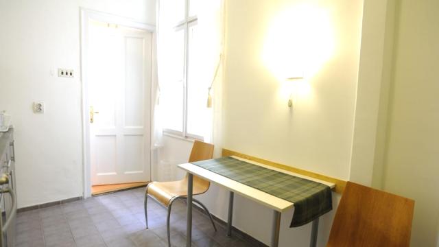 Stan, Dvosoban, Izdavanje, 55m2, Centar, Stari grad, Hilandarska