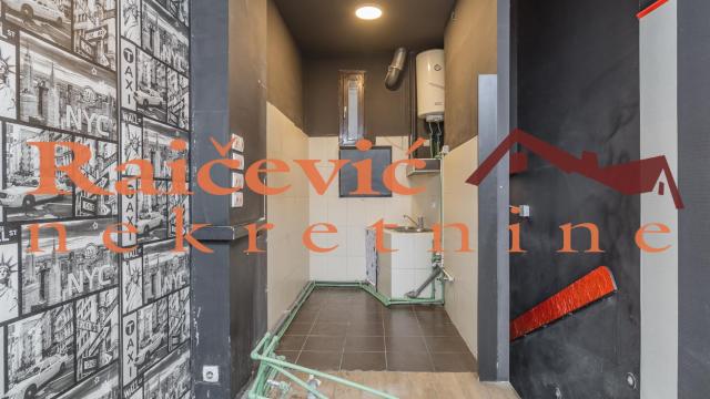 Poslovni prostor, Trosoban, Izdavanje, 50m2, Centar, Stari grad, Strahinjica bana