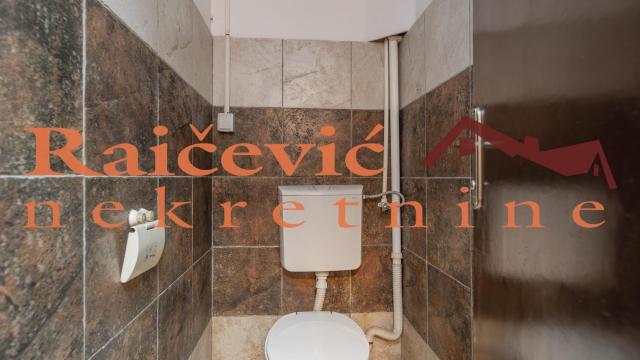 Poslovni prostor, Trosoban, Izdavanje, 50m2, Centar, Stari grad, Strahinjica bana