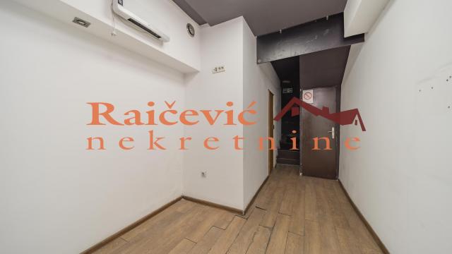 Poslovni prostor, Trosoban, Izdavanje, 50m2, Centar, Stari grad, Strahinjica bana