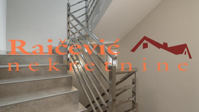 Poslovni prostor, Petosoban, Izdavanje, 160m2, Autokomanda, Voždovac, Jove Ilica