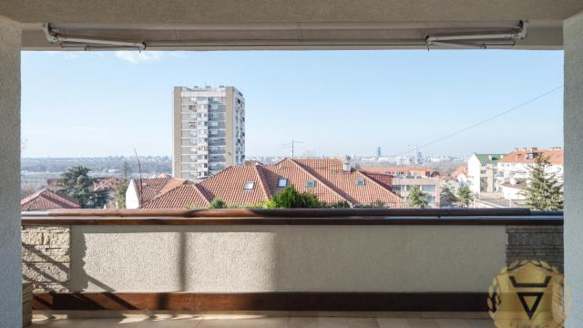 Stan, Prodaja, 252m2, Banovo brdo, Čukarica, Ščerbinova