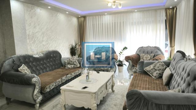 Kuća, Prodaja, 528m2, Centar, Gradska lokacija, Ćuprija