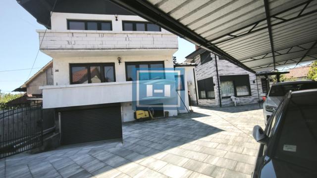 Kuća, Prodaja, 528m2, Centar, Gradska lokacija, Ćuprija